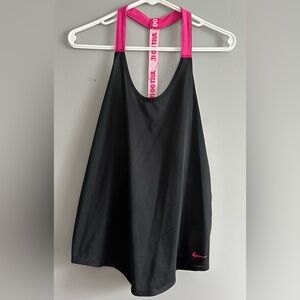 Women’s Nike Racerback Workout Top - Medium